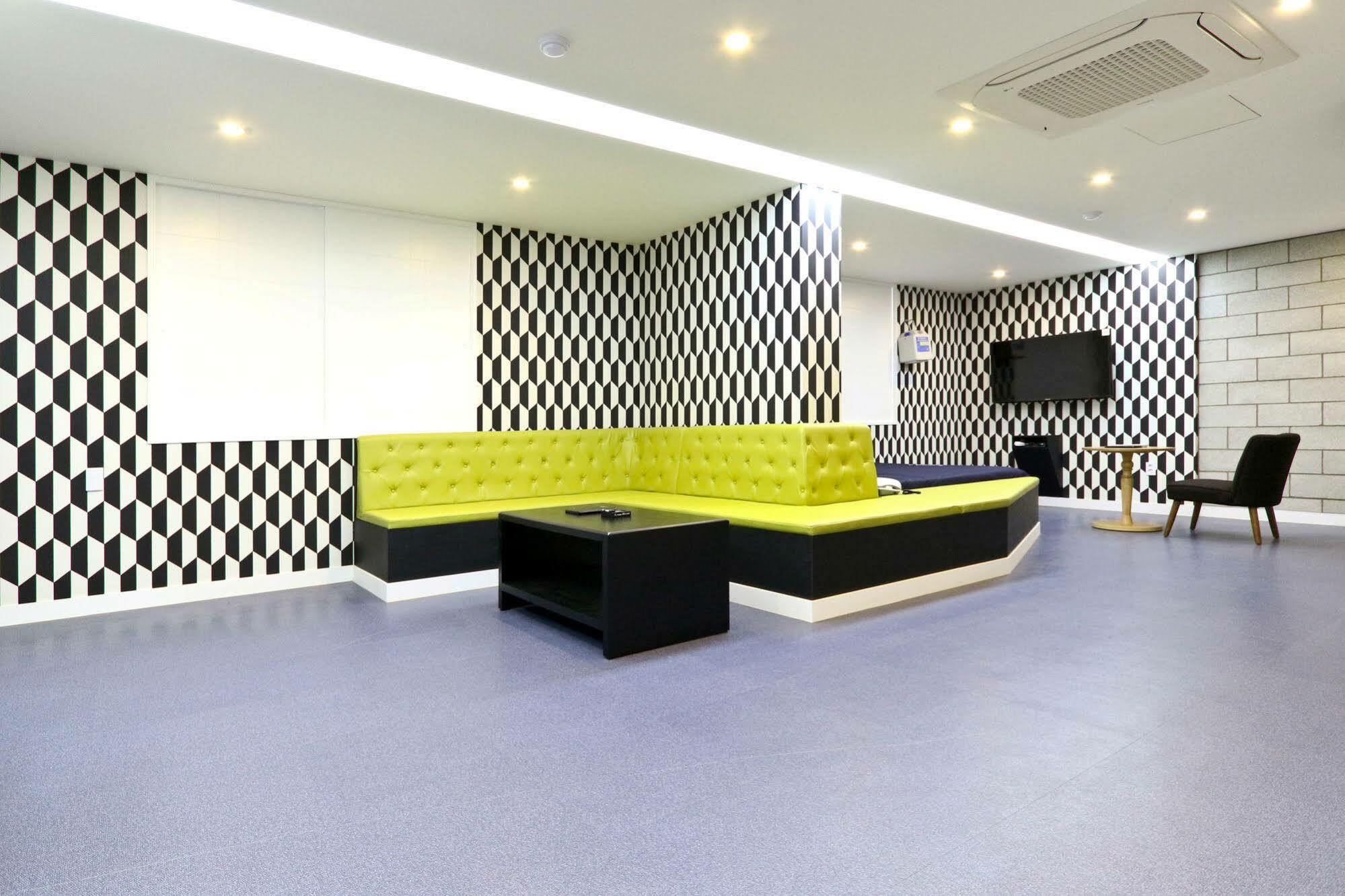 Hotel Home Busan Exterior photo